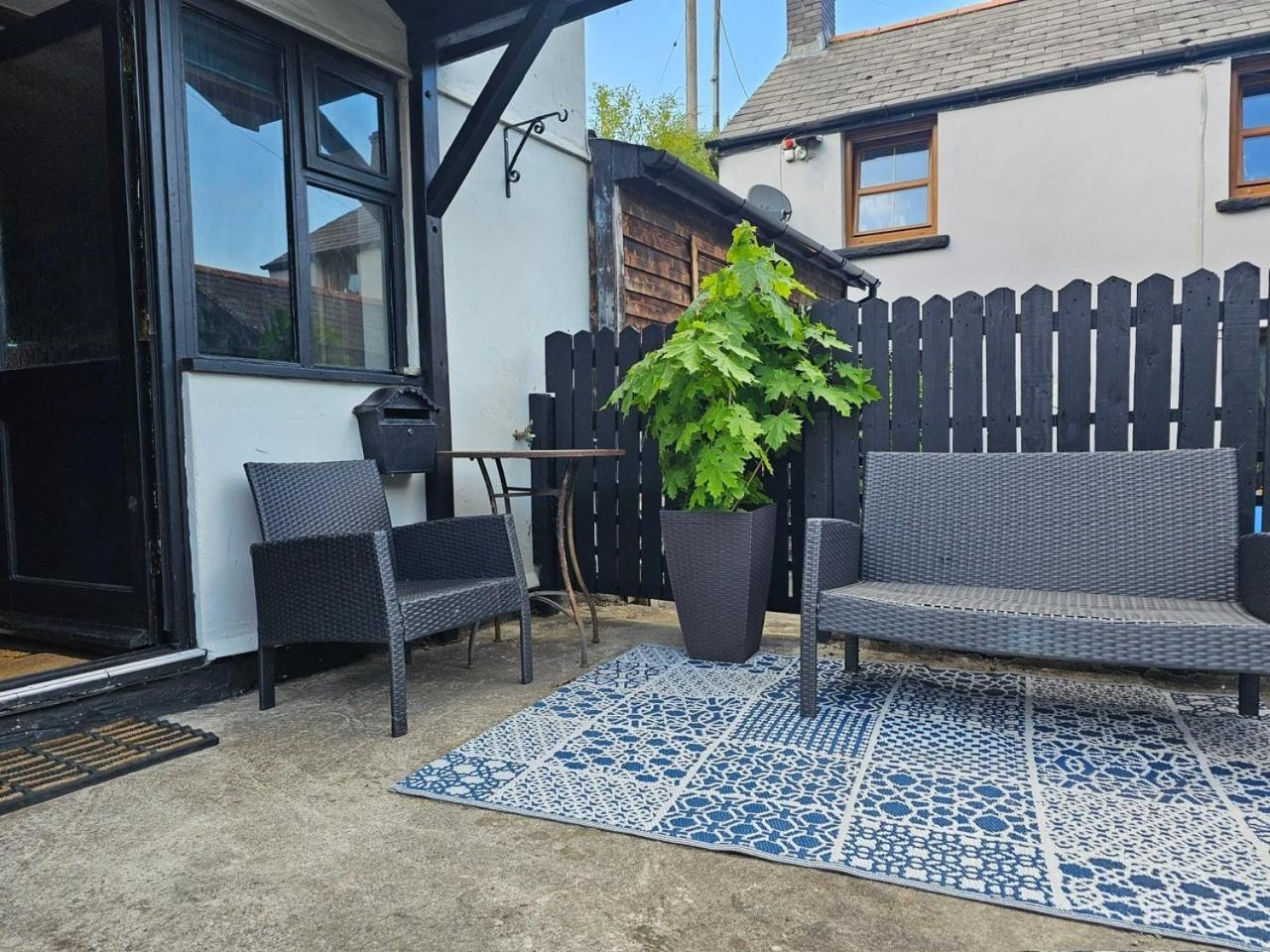 The Cottage Govilon Exterior photo